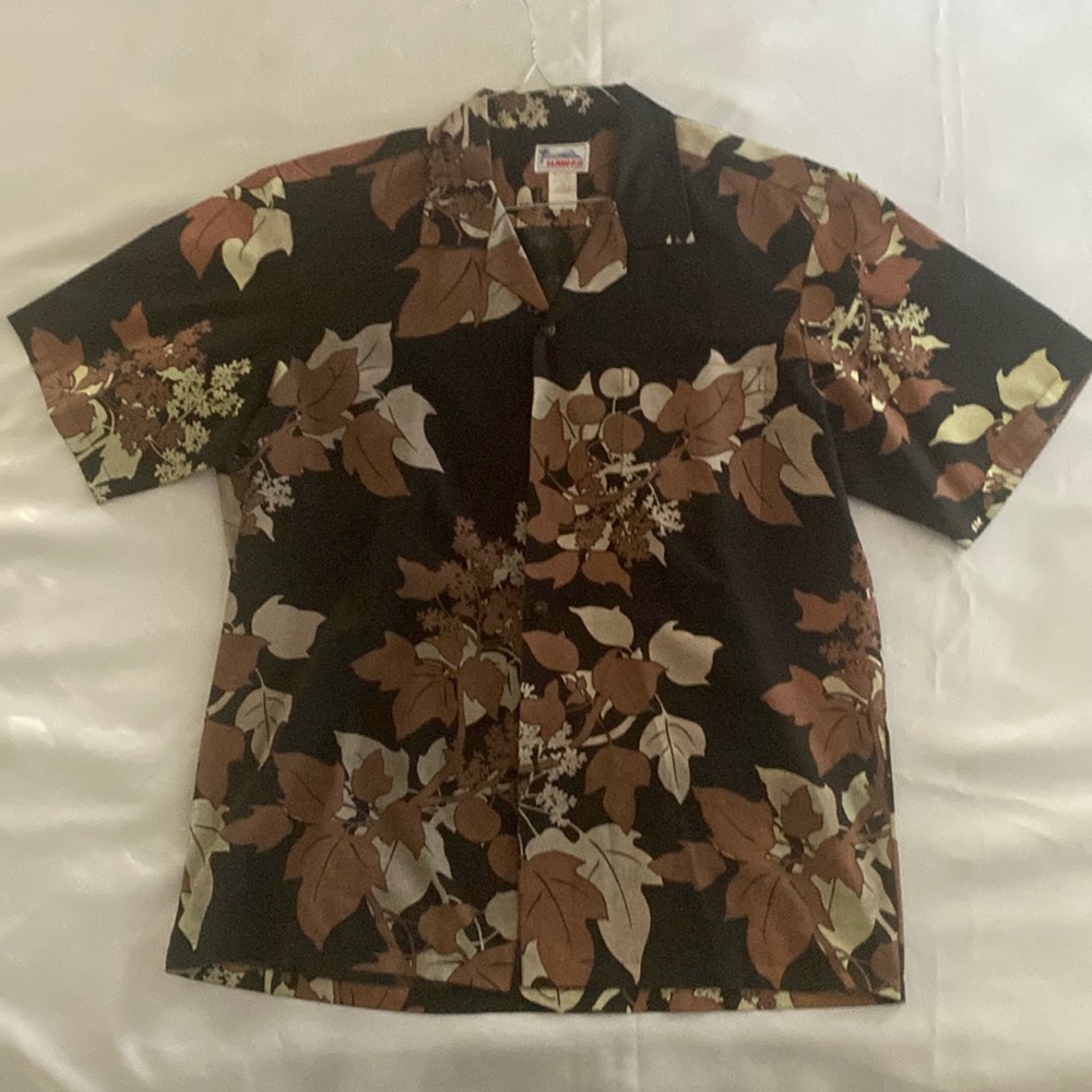 Hawai Hawaiian shirt Men’s size L